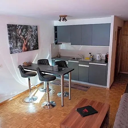 Le Vieux Valais 3* אוברונאז